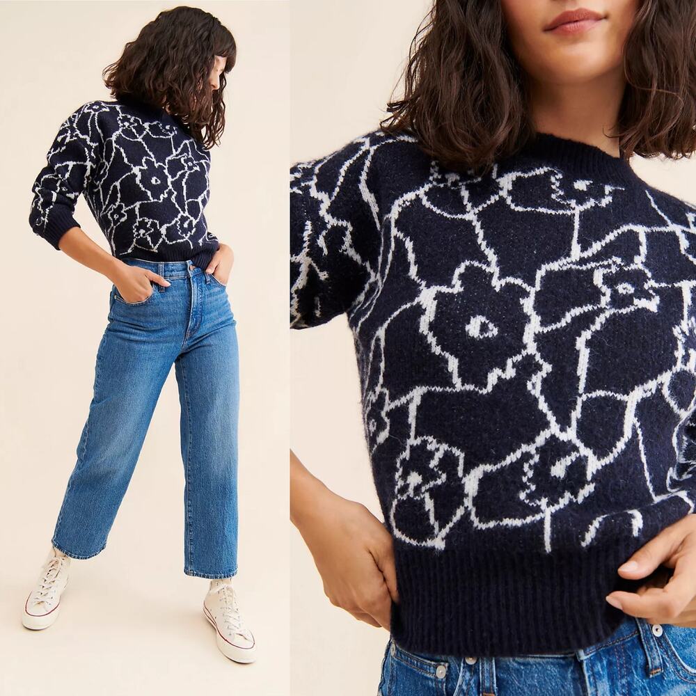 ASTR the Label Saira Floral Fuzzy Wool Blend Sweater Navy Academia Fall sz L NWT